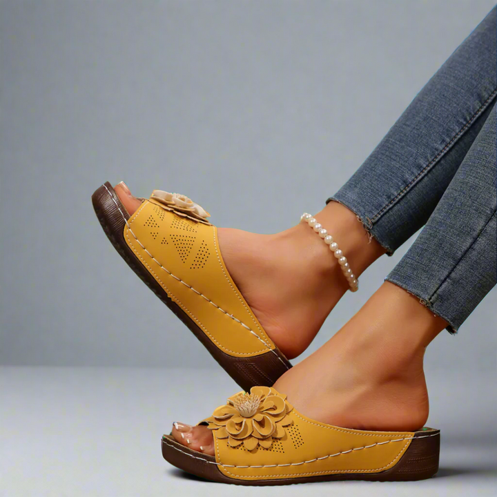 Jolanda | Elegante Orthopädische Sandalen mit Blumenmotiv