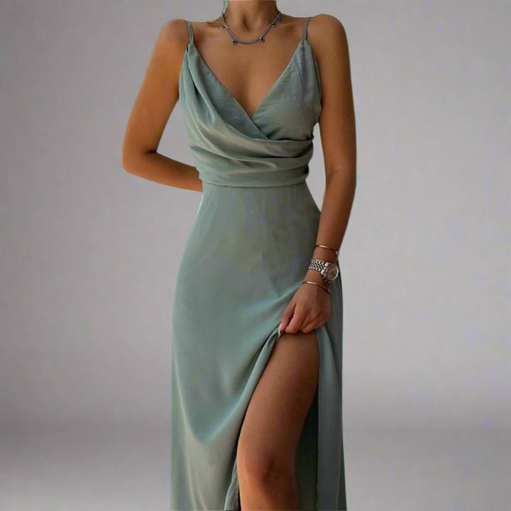 Jessika | Schulterfreies Midikleid mit Figurvorteil