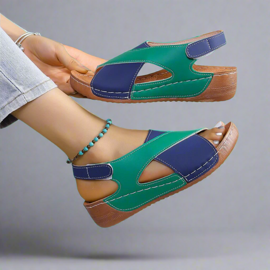 Solveig | Ultraflache, Bequeme Orthopädische Sandalen