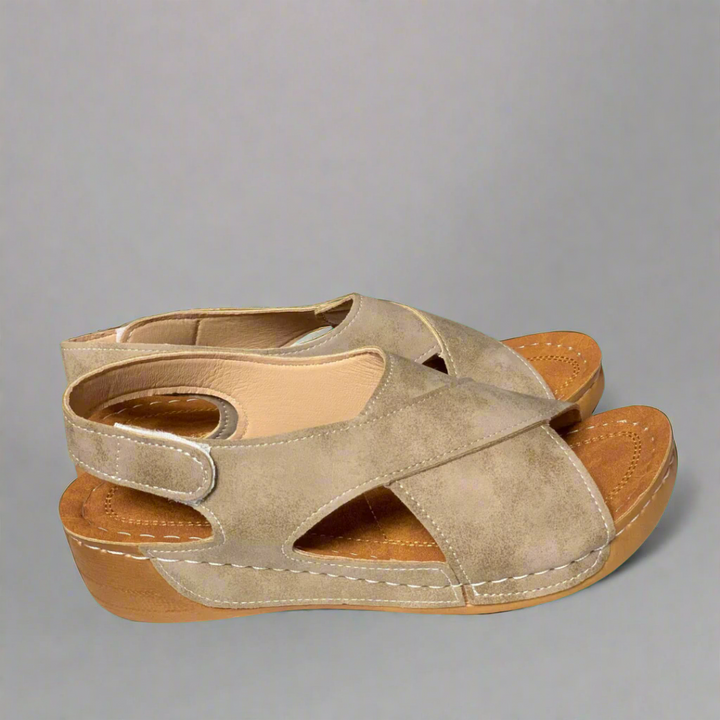Solveig | Ultraflache, Bequeme Orthopädische Sandalen