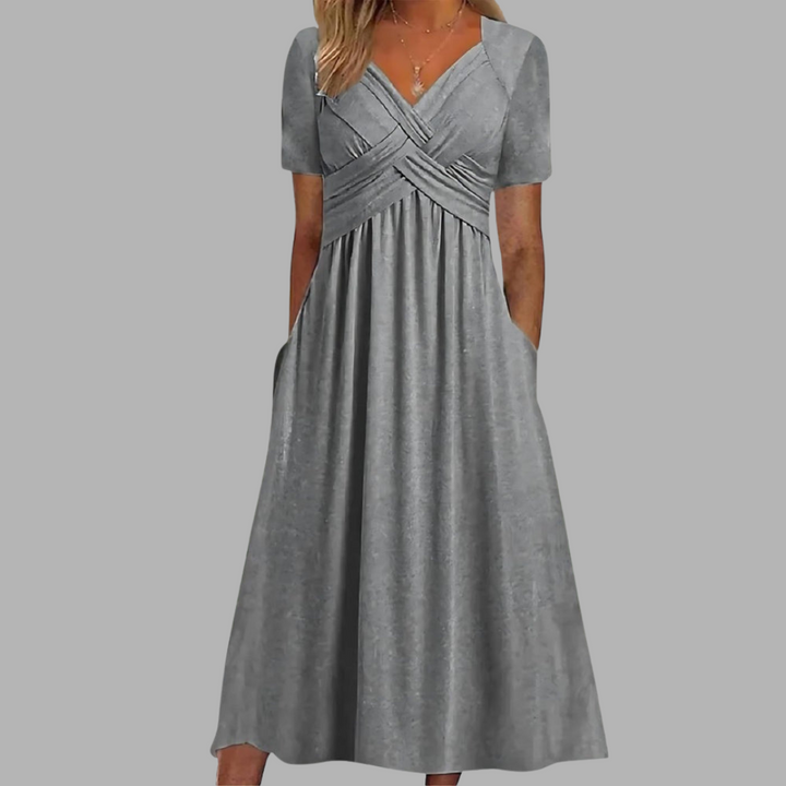 Celine | Elegantes Satin Maxikleid mit Kreuz-Rücken